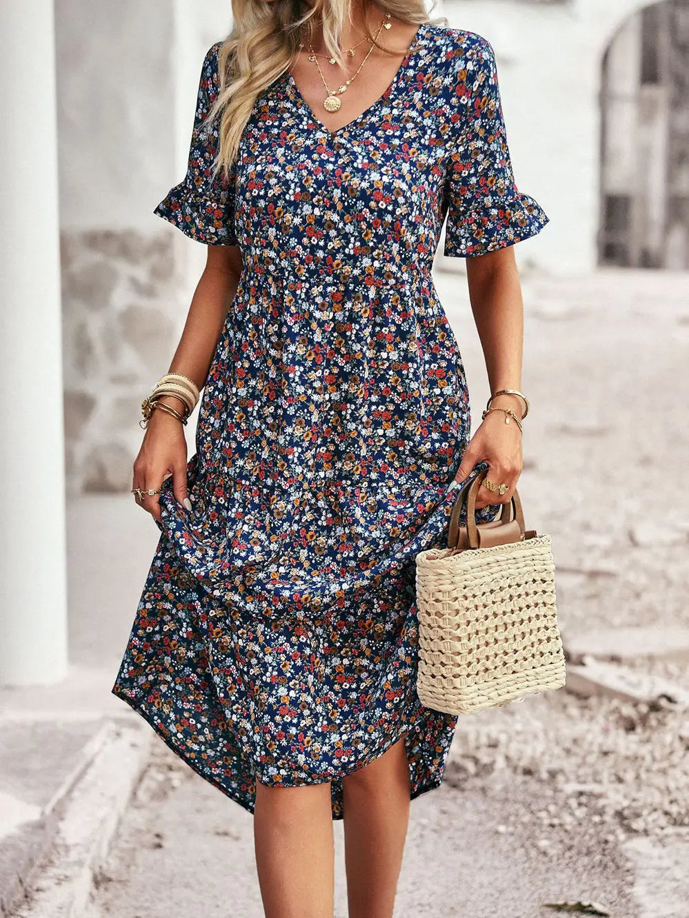 Layla - Elegant V Neck Printed Dress