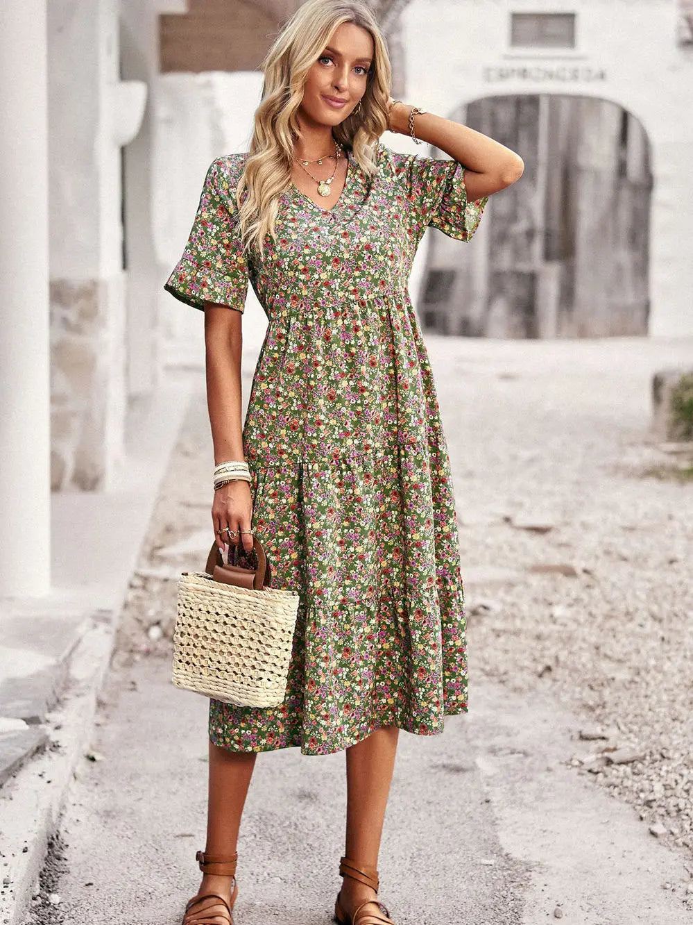Layla - Elegant V Neck Printed Dress