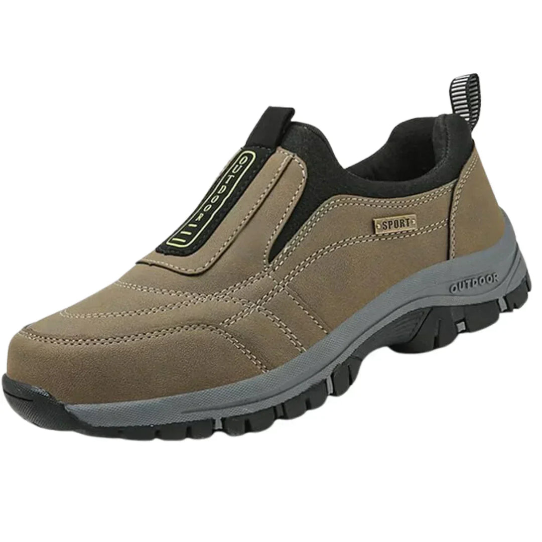 Karel™ - Orthopedic hiking shoes with insoles