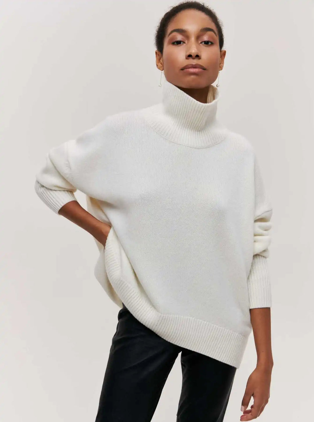 Saoirse™ - Turtleneck Sweater